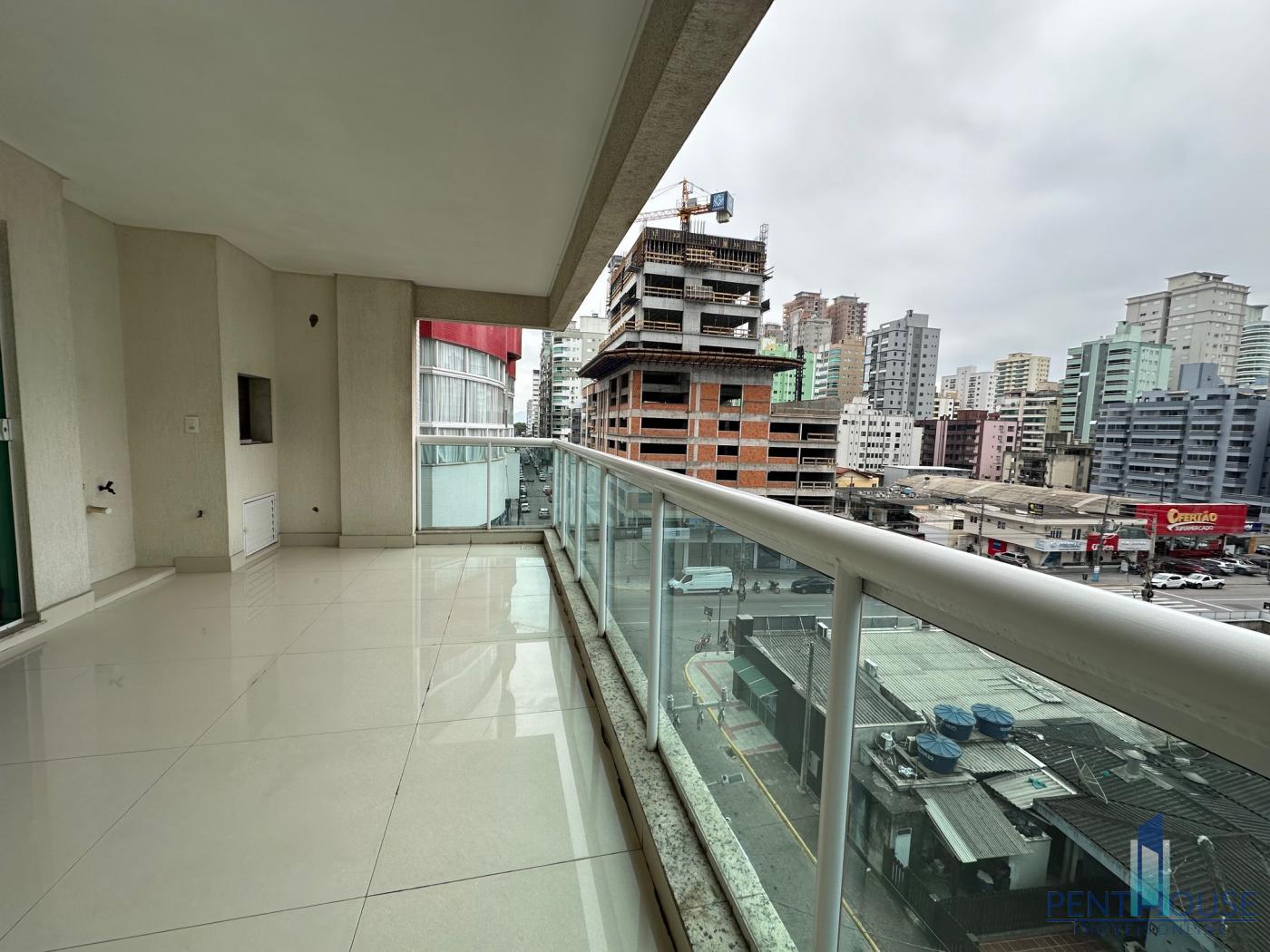 Apartamento à venda com 4 quartos, 160m² - Foto 2