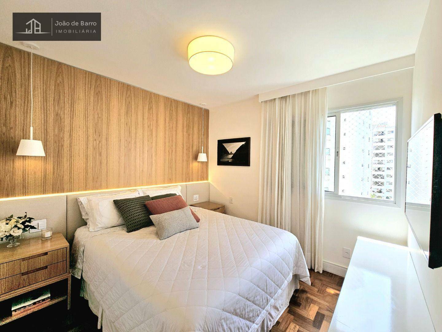 Apartamento à venda com 4 quartos, 202m² - Foto 31