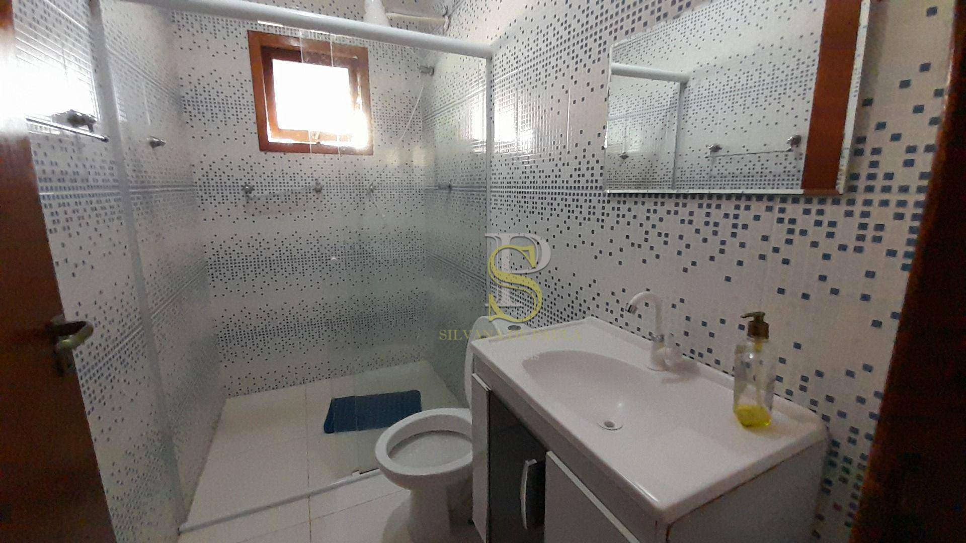 Chácara à venda com 6 quartos, 240m² - Foto 27