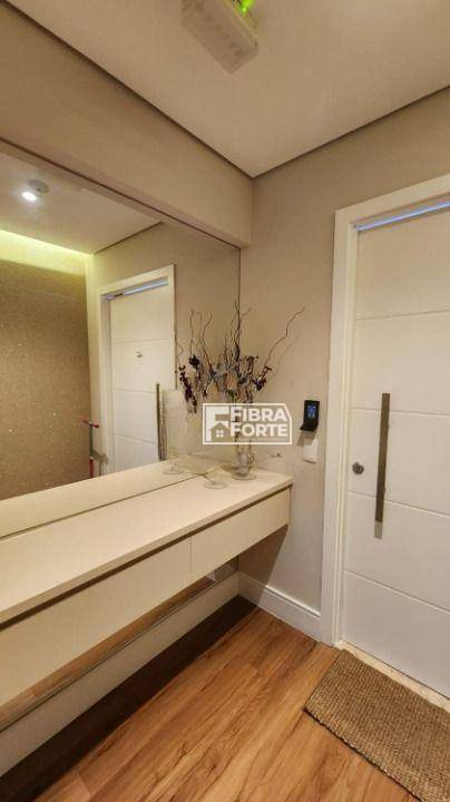 Apartamento à venda com 4 quartos, 189m² - Foto 23