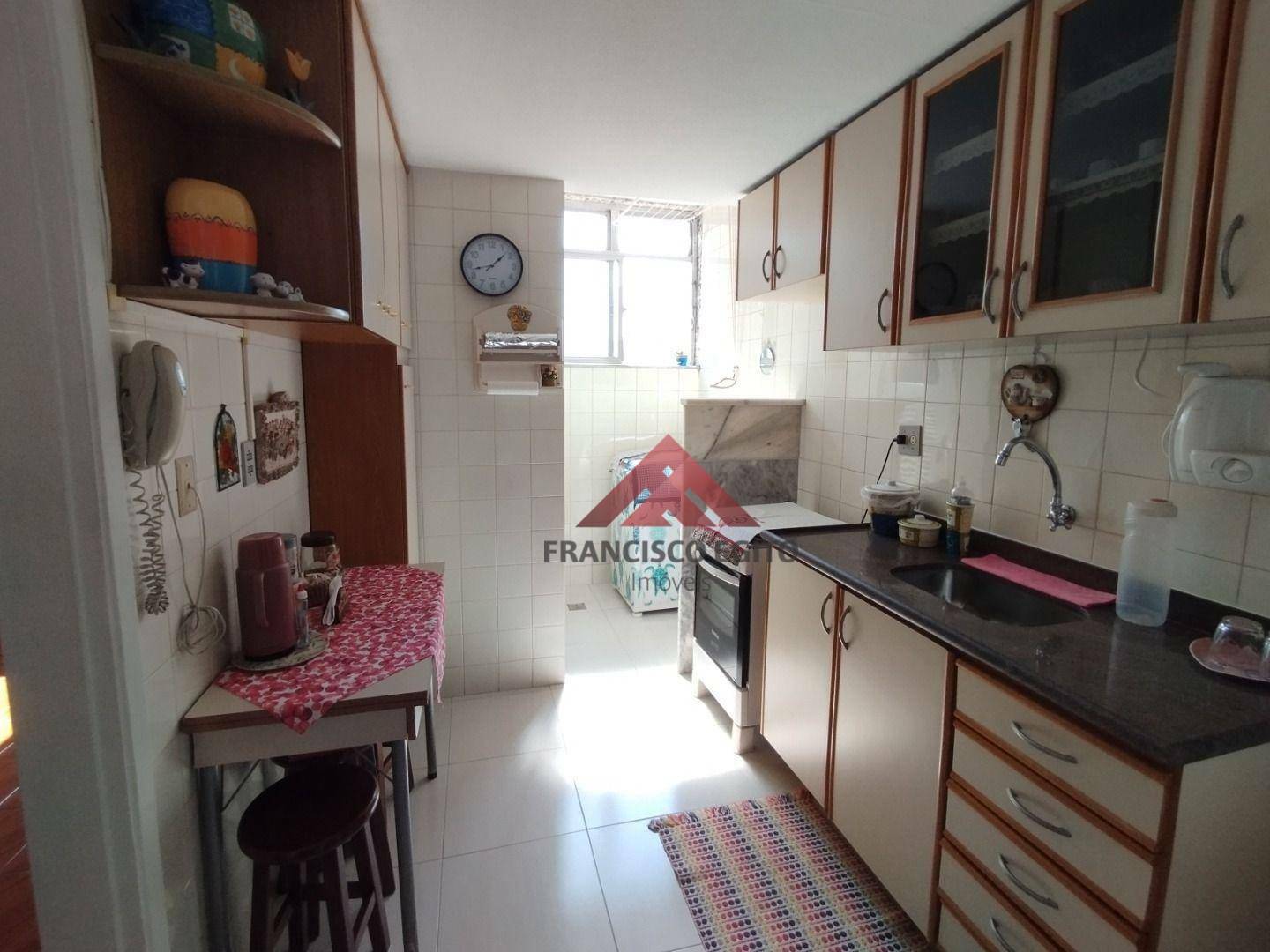 Apartamento à venda com 2 quartos, 85m² - Foto 12