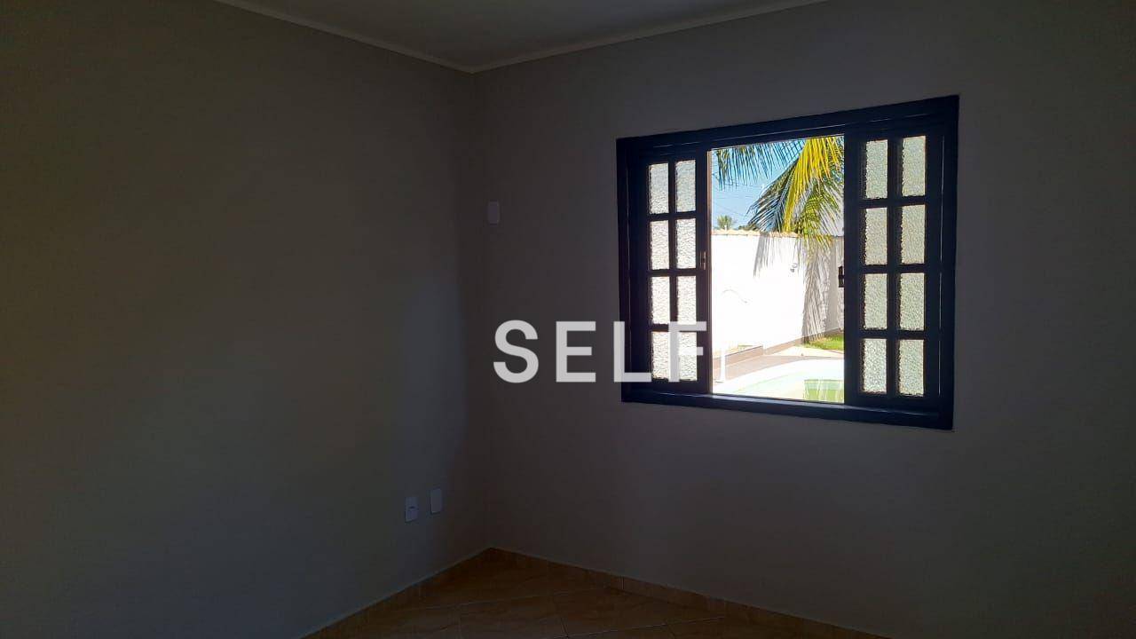 Casa à venda com 2 quartos, 90m² - Foto 11