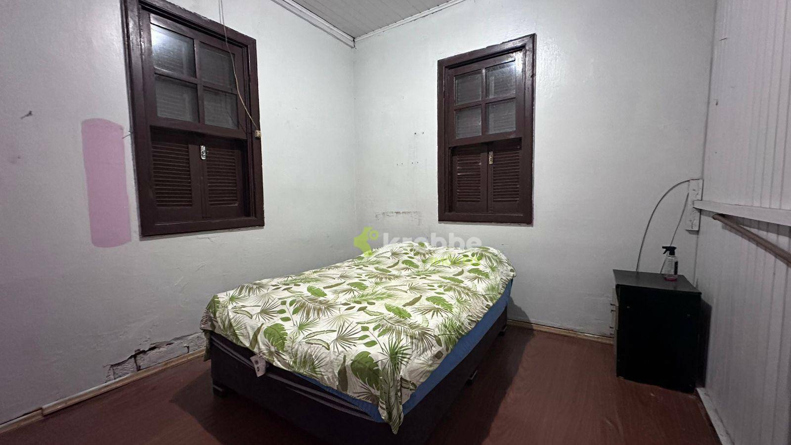 Casa à venda com 2 quartos, 70m² - Foto 18