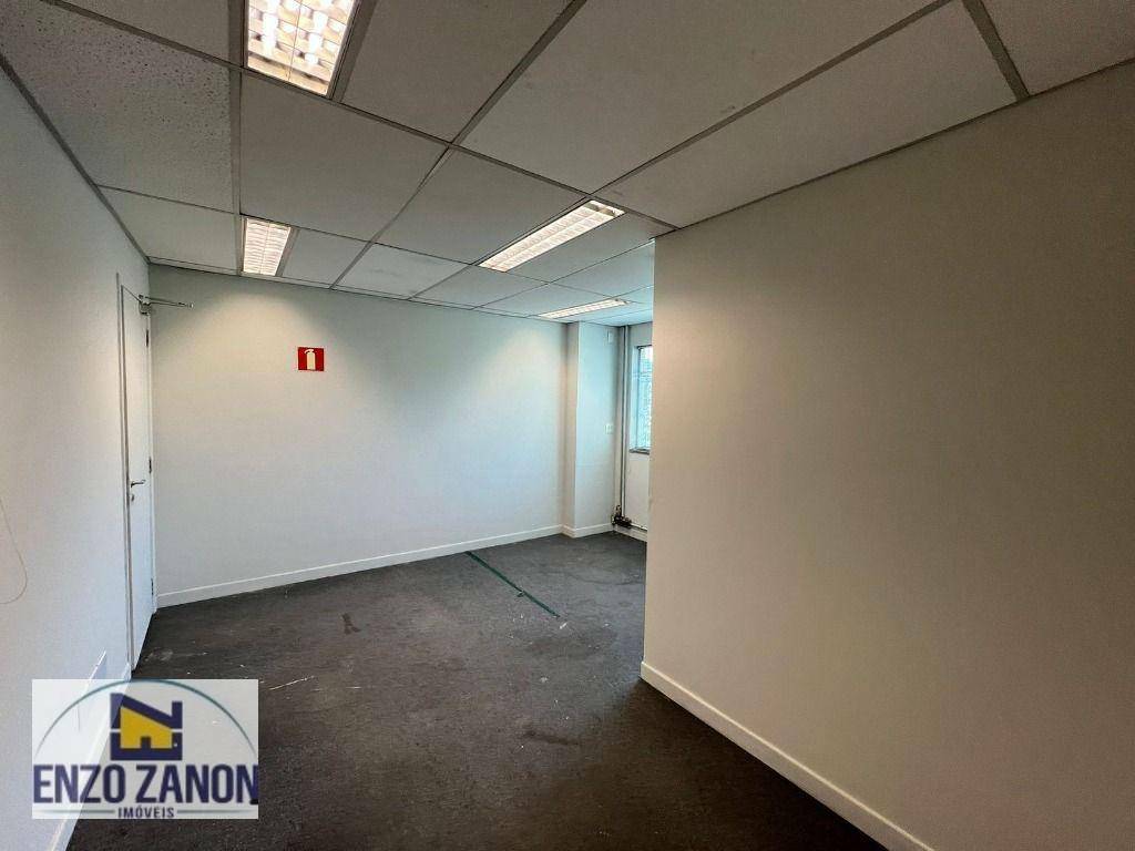 Prédio Inteiro para alugar, 220m² - Foto 32