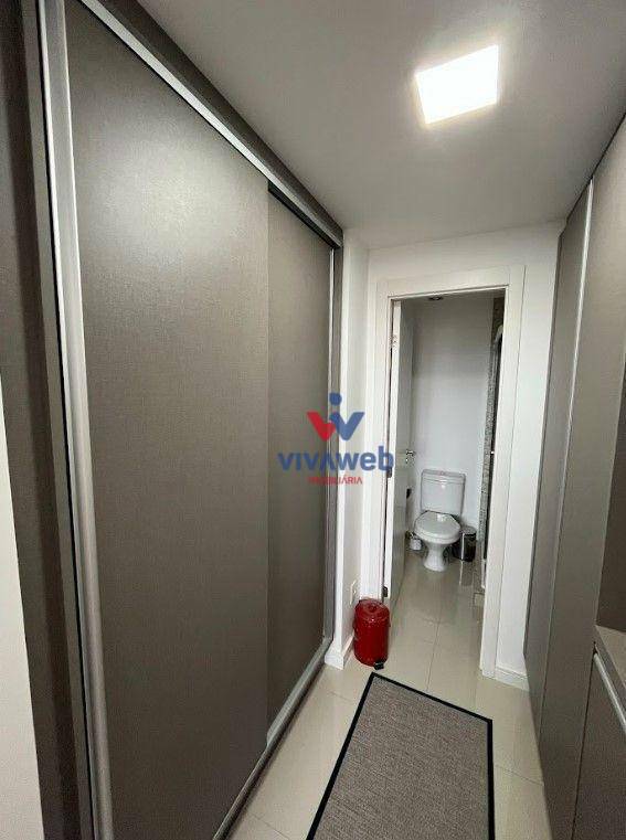 Apartamento à venda com 3 quartos, 168m² - Foto 29