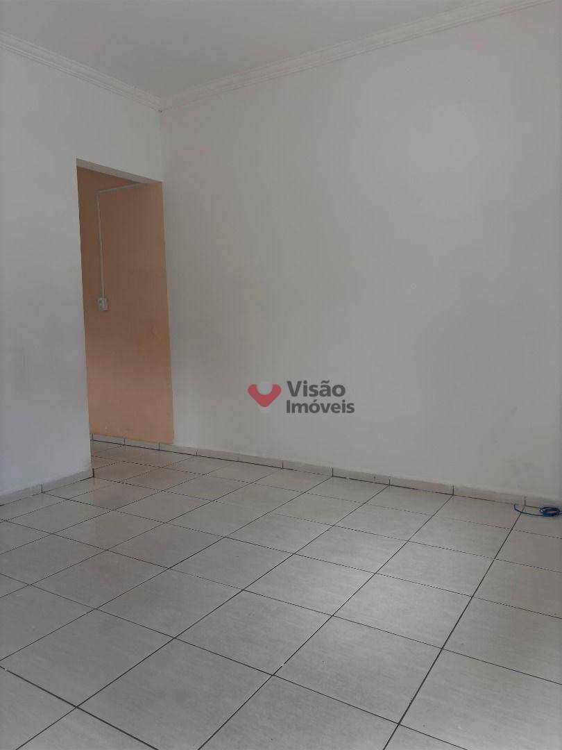 Casa à venda com 3 quartos, 63m² - Foto 9