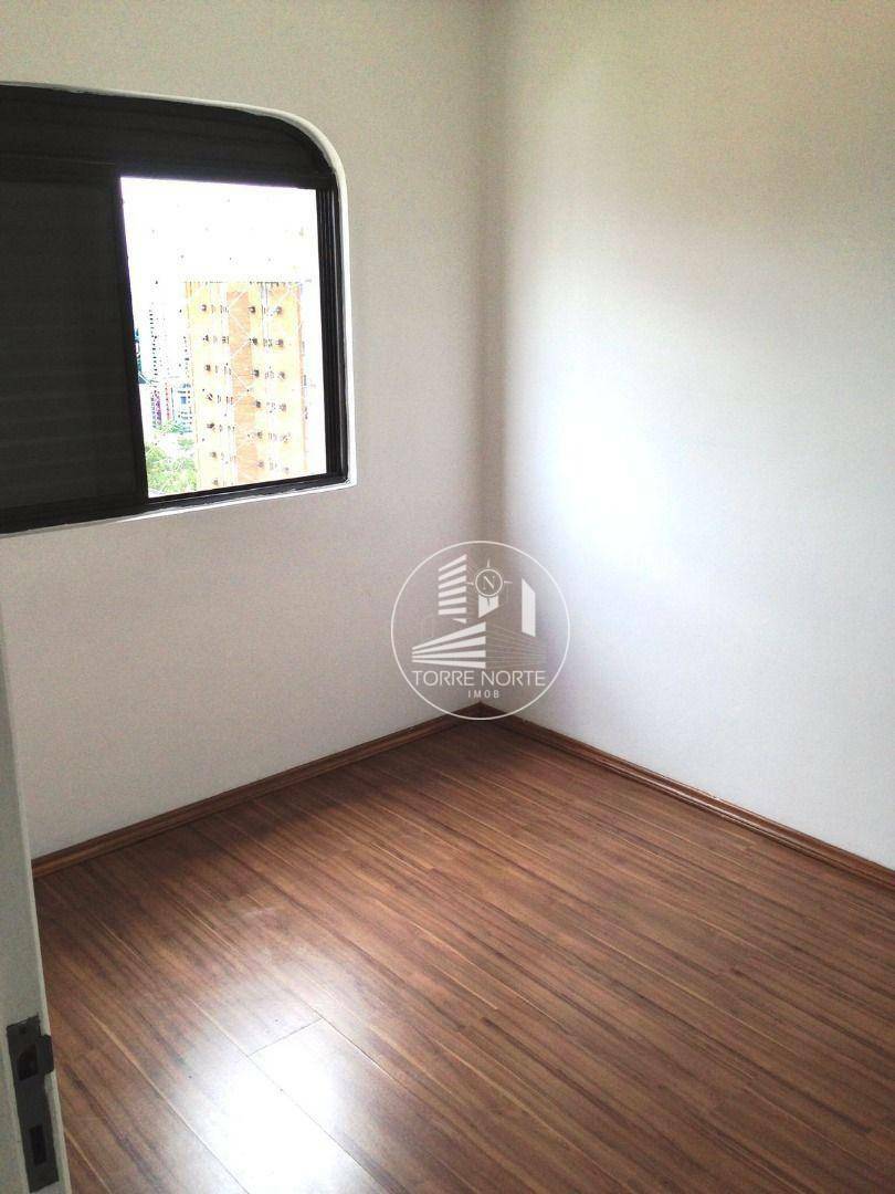 Apartamento à venda com 4 quartos, 153m² - Foto 16