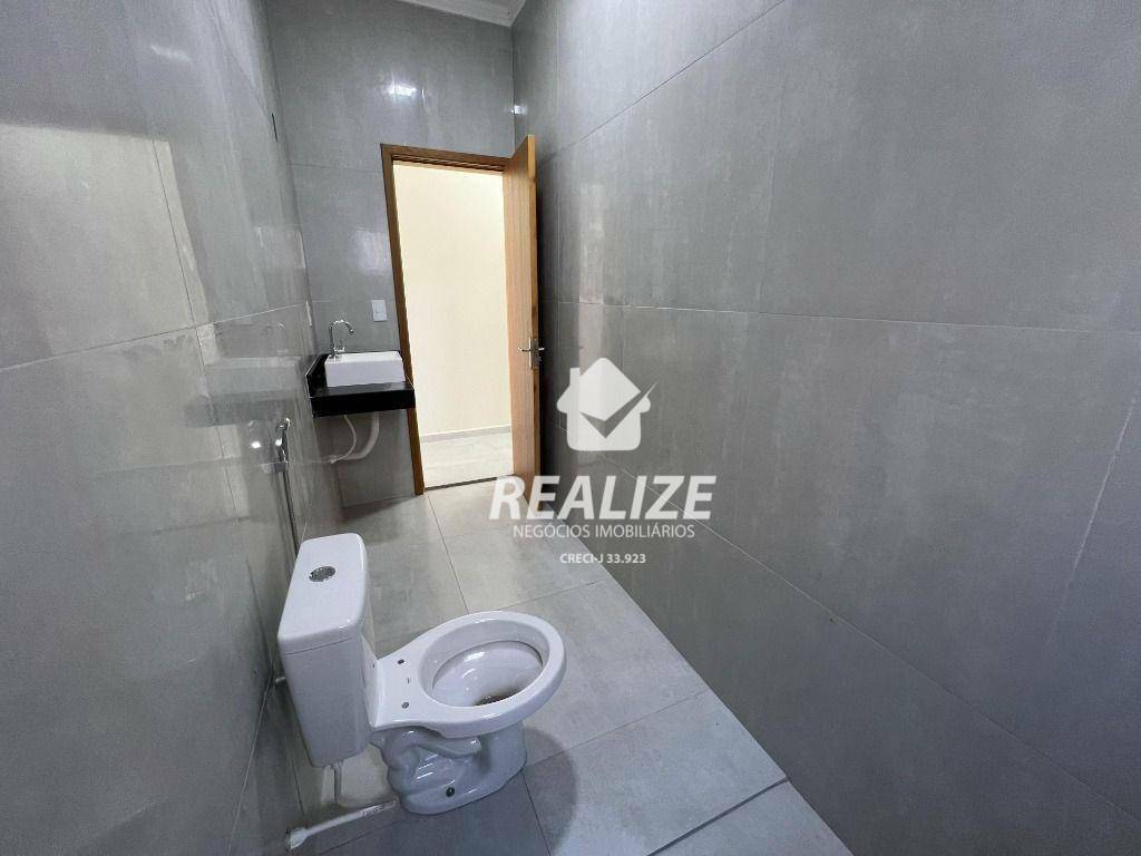 Casa à venda com 2 quartos, 70m² - Foto 11