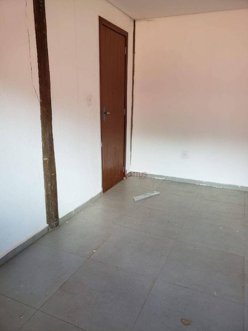 Casa à venda com 3 quartos, 360m² - Foto 10