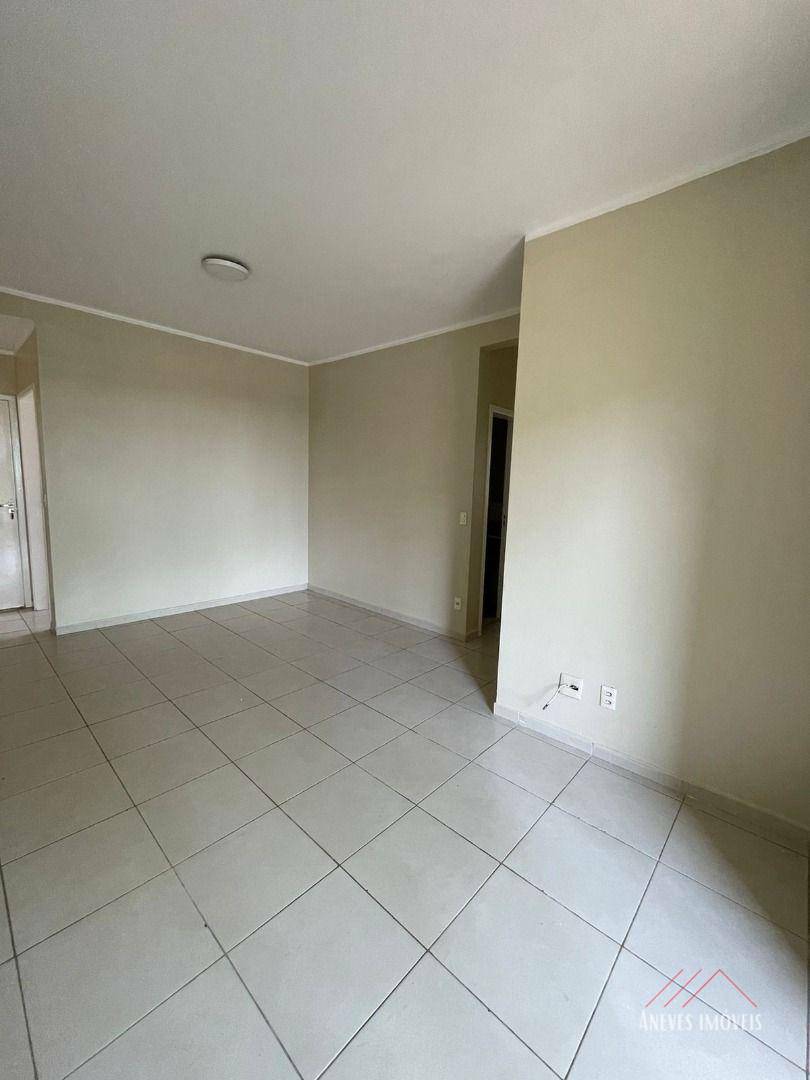 Apartamento à venda com 3 quartos, 75m² - Foto 5