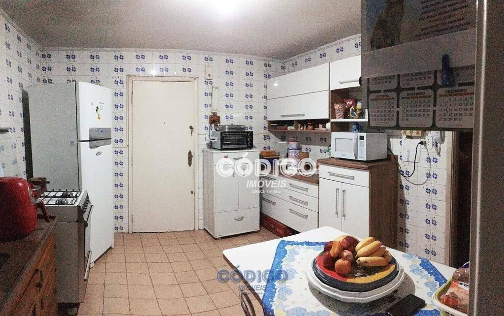 Apartamento à venda com 3 quartos, 97m² - Foto 5