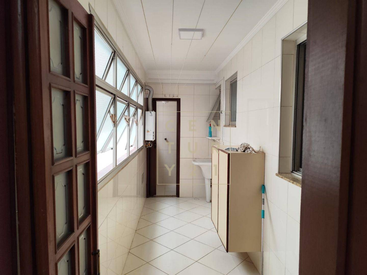 Apartamento à venda e aluguel com 3 quartos, 139m² - Foto 3