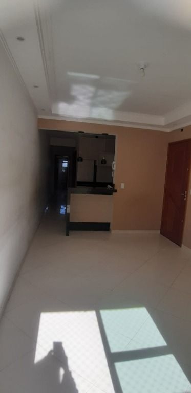 Apartamento à venda com 2 quartos, 58m² - Foto 3