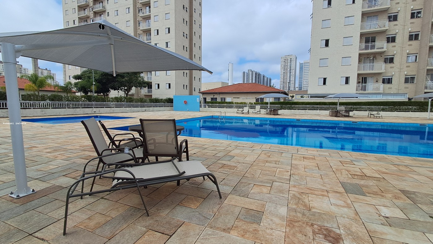 Apartamento para alugar com 3 quartos, 75m² - Foto 17