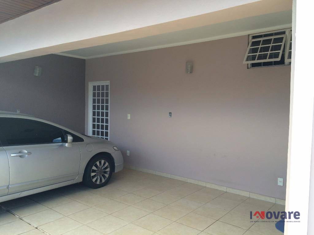 Casa à venda com 3 quartos, 200m² - Foto 10