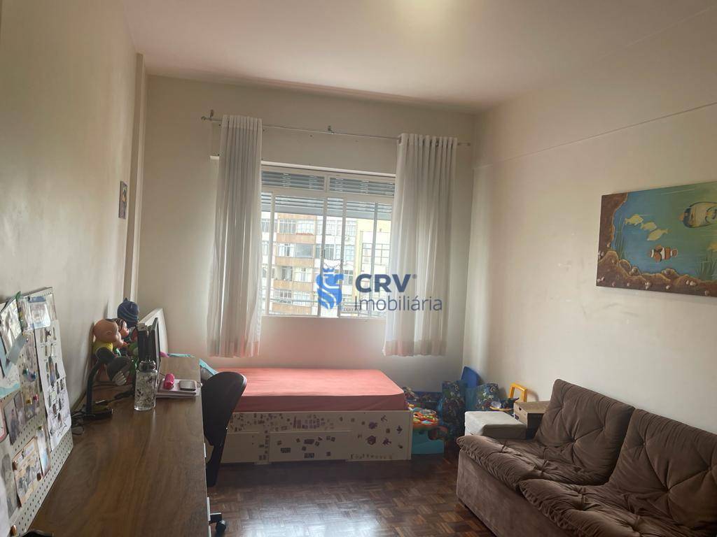 Apartamento à venda com 4 quartos, 160m² - Foto 8