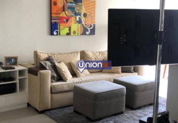 Apartamento à venda com 2 quartos, 75m² - Foto 1