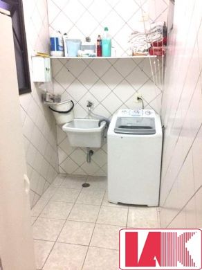 Apartamento à venda com 2 quartos, 76m² - Foto 13