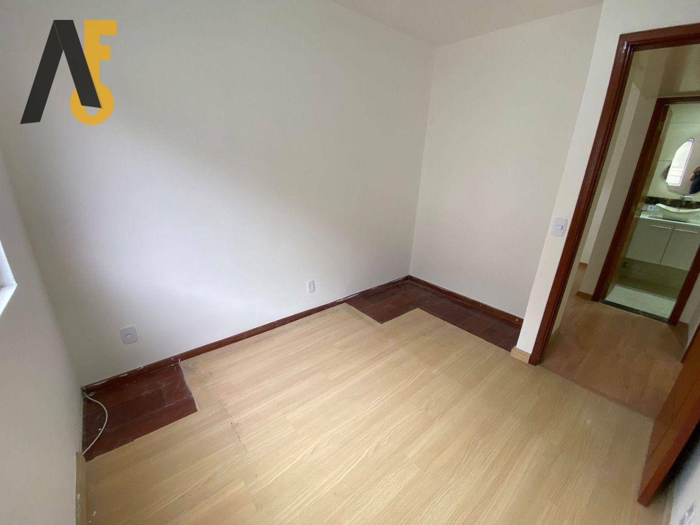 Apartamento à venda com 2 quartos, 58m² - Foto 13