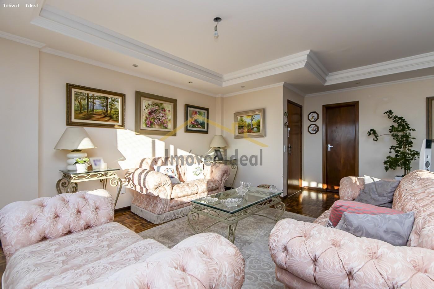 Apartamento à venda com 3 quartos, 149m² - Foto 2