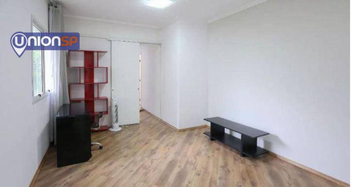 Apartamento à venda com 1 quarto, 39m² - Foto 2