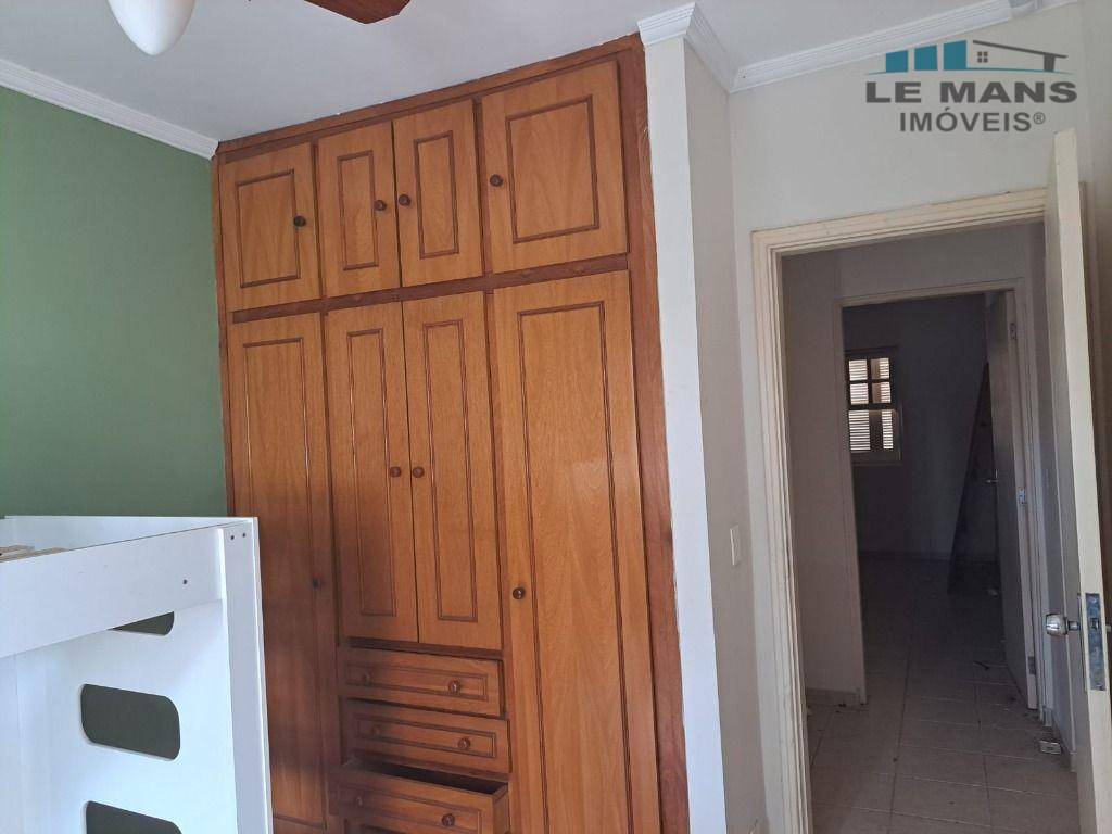 Casa para alugar com 3 quartos, 157m² - Foto 21