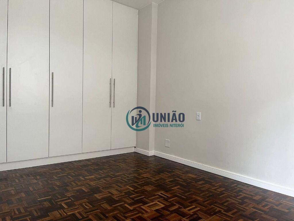 Apartamento à venda com 2 quartos, 80m² - Foto 23