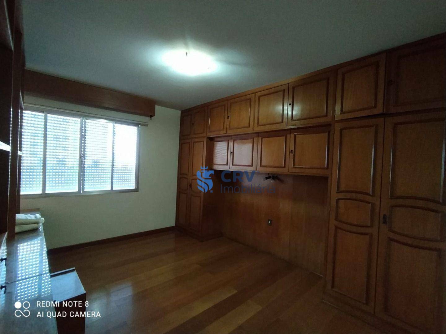 Apartamento à venda com 3 quartos, 182m² - Foto 11