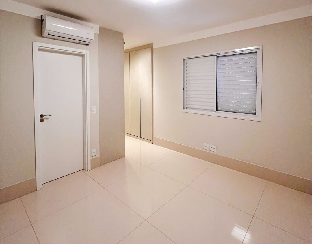 Apartamento à venda com 3 quartos, 154m² - Foto 10