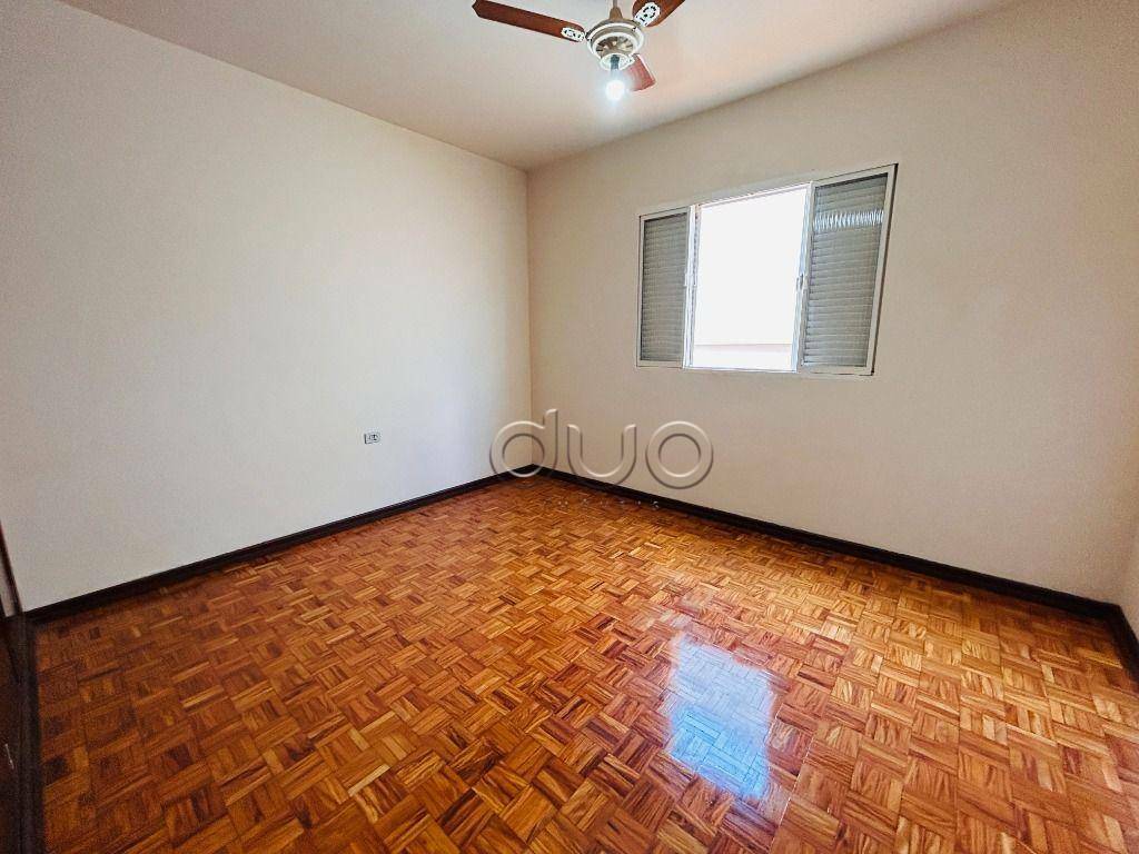 Casa à venda com 3 quartos, 200m² - Foto 12
