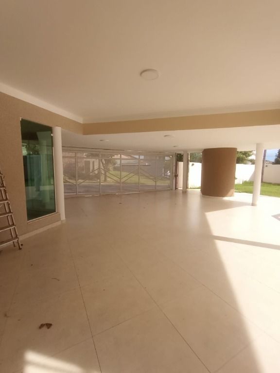 Casa de Condomínio à venda com 4 quartos, 400m² - Foto 7