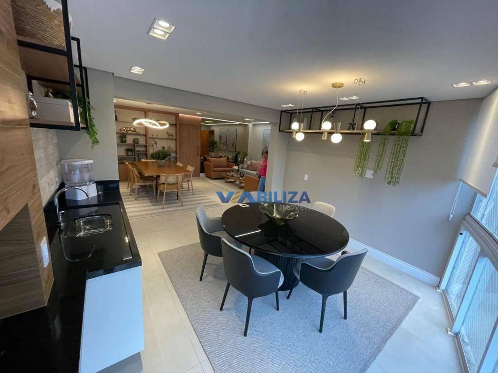 Apartamento à venda com 3 quartos, 197m² - Foto 14