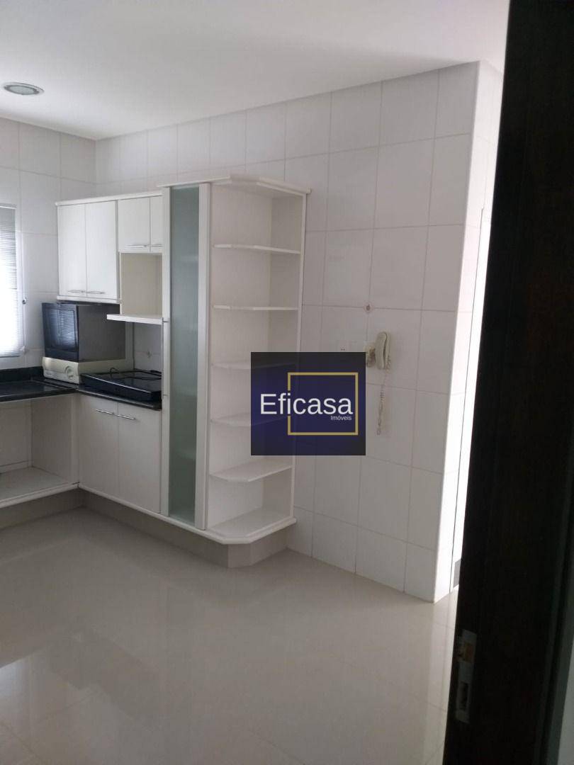 Casa de Condomínio à venda com 3 quartos, 240m² - Foto 18