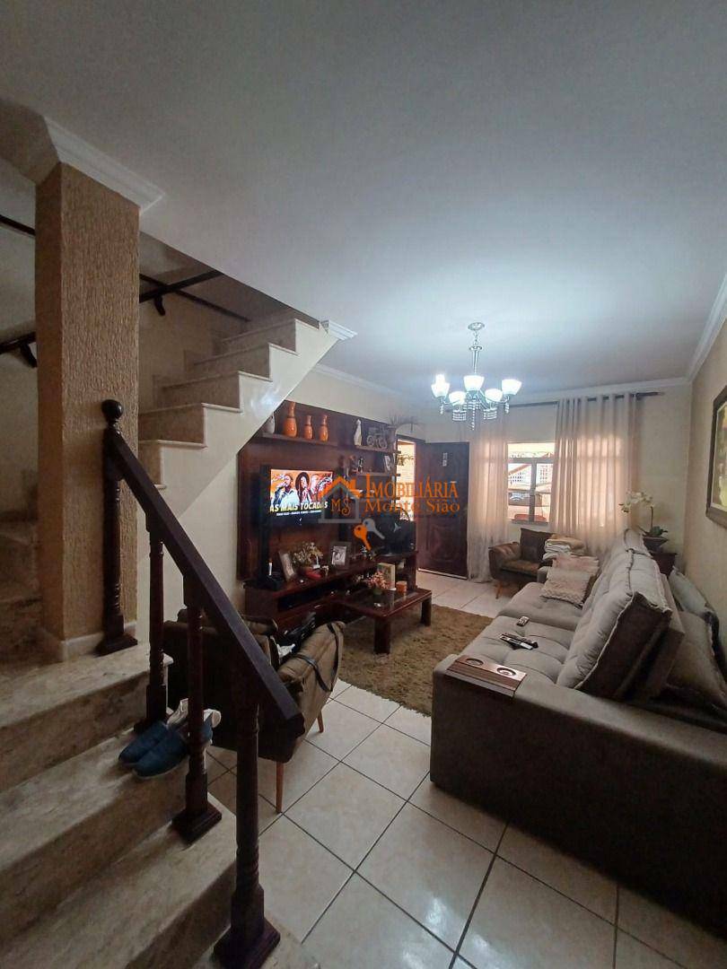 Sobrado à venda e aluguel com 3 quartos, 230m² - Foto 1