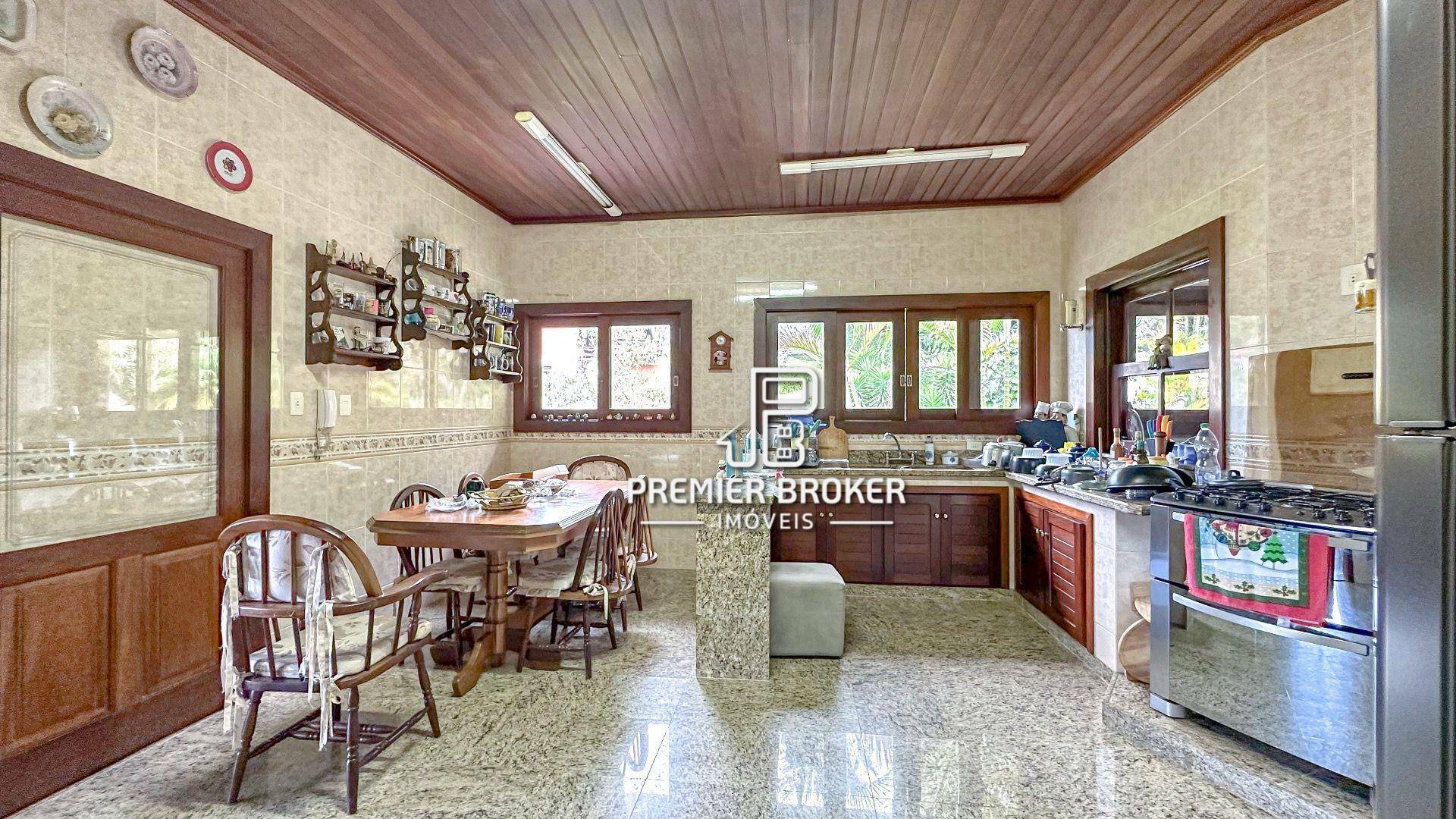 Casa de Condomínio à venda com 6 quartos, 600m² - Foto 14