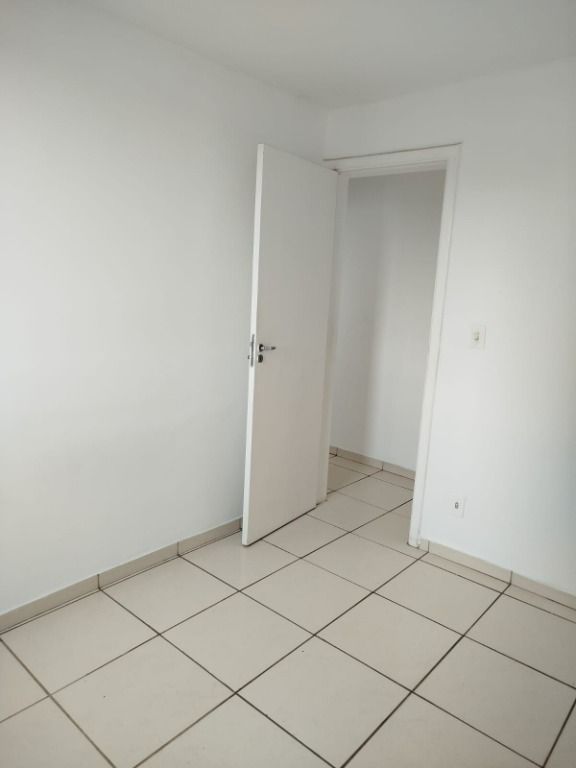 Apartamento para alugar com 2 quartos, 55m² - Foto 14