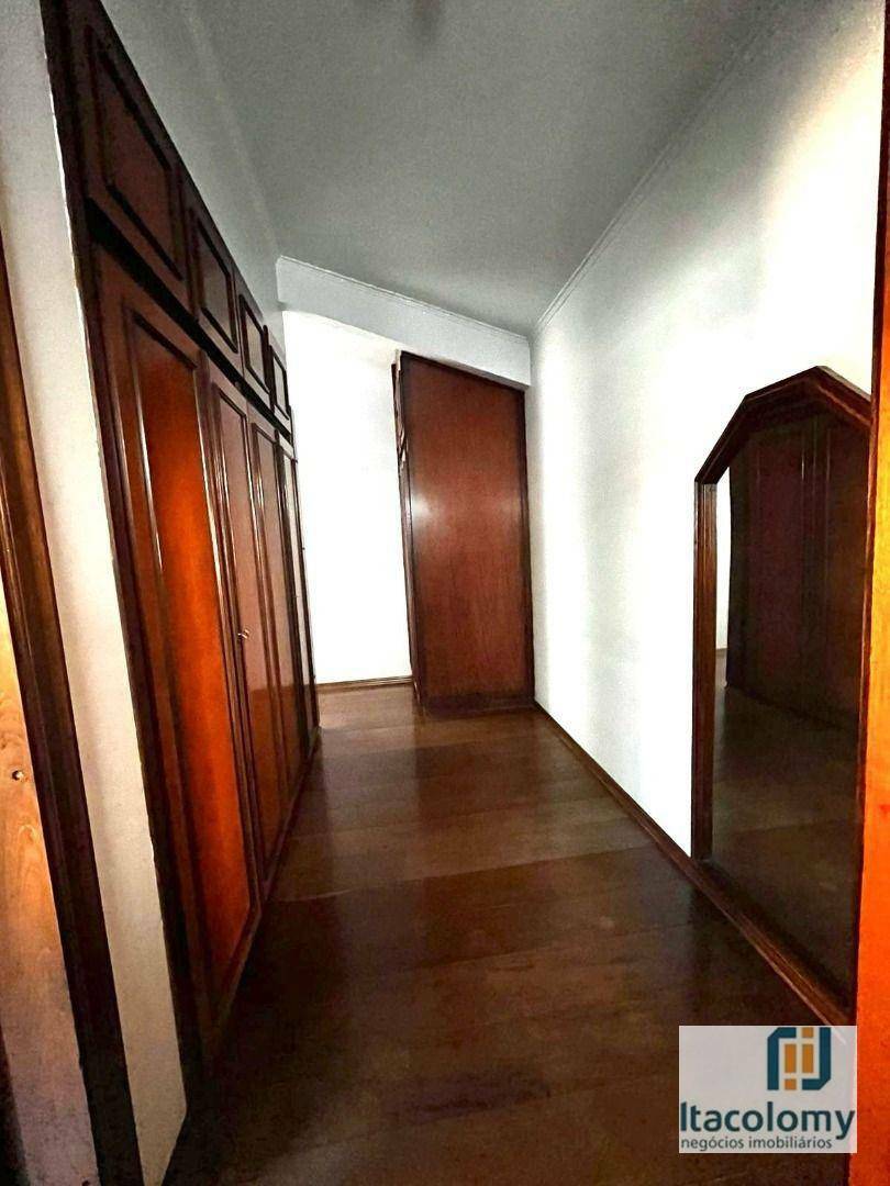 Casa de Condomínio à venda com 3 quartos, 266m² - Foto 3