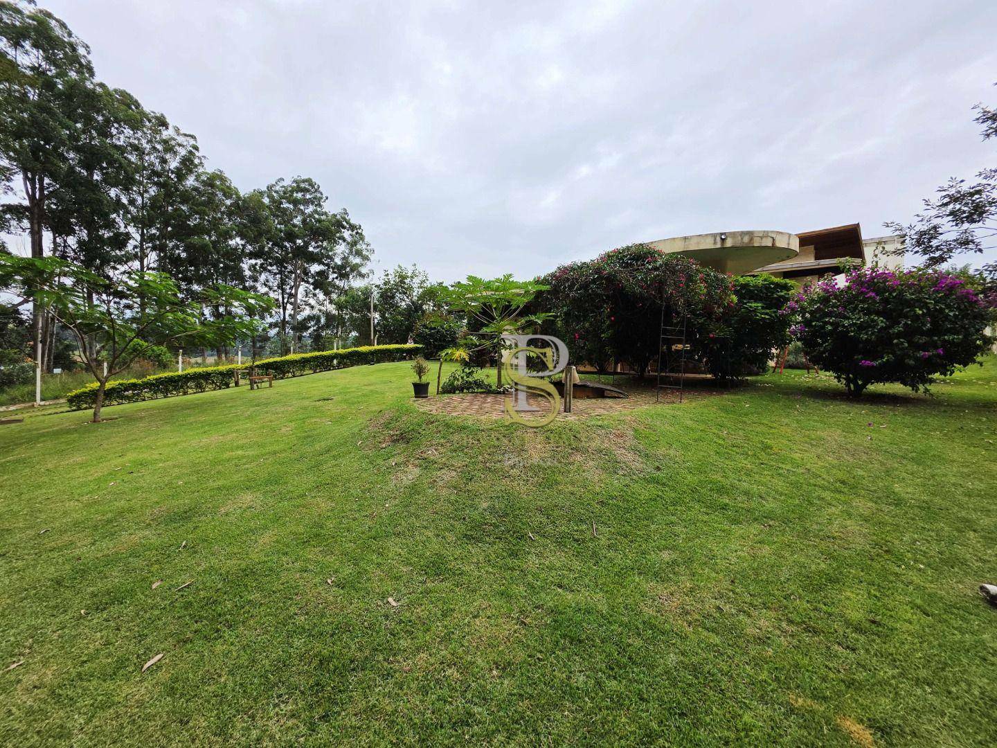 Casa à venda com 3 quartos, 176m² - Foto 48