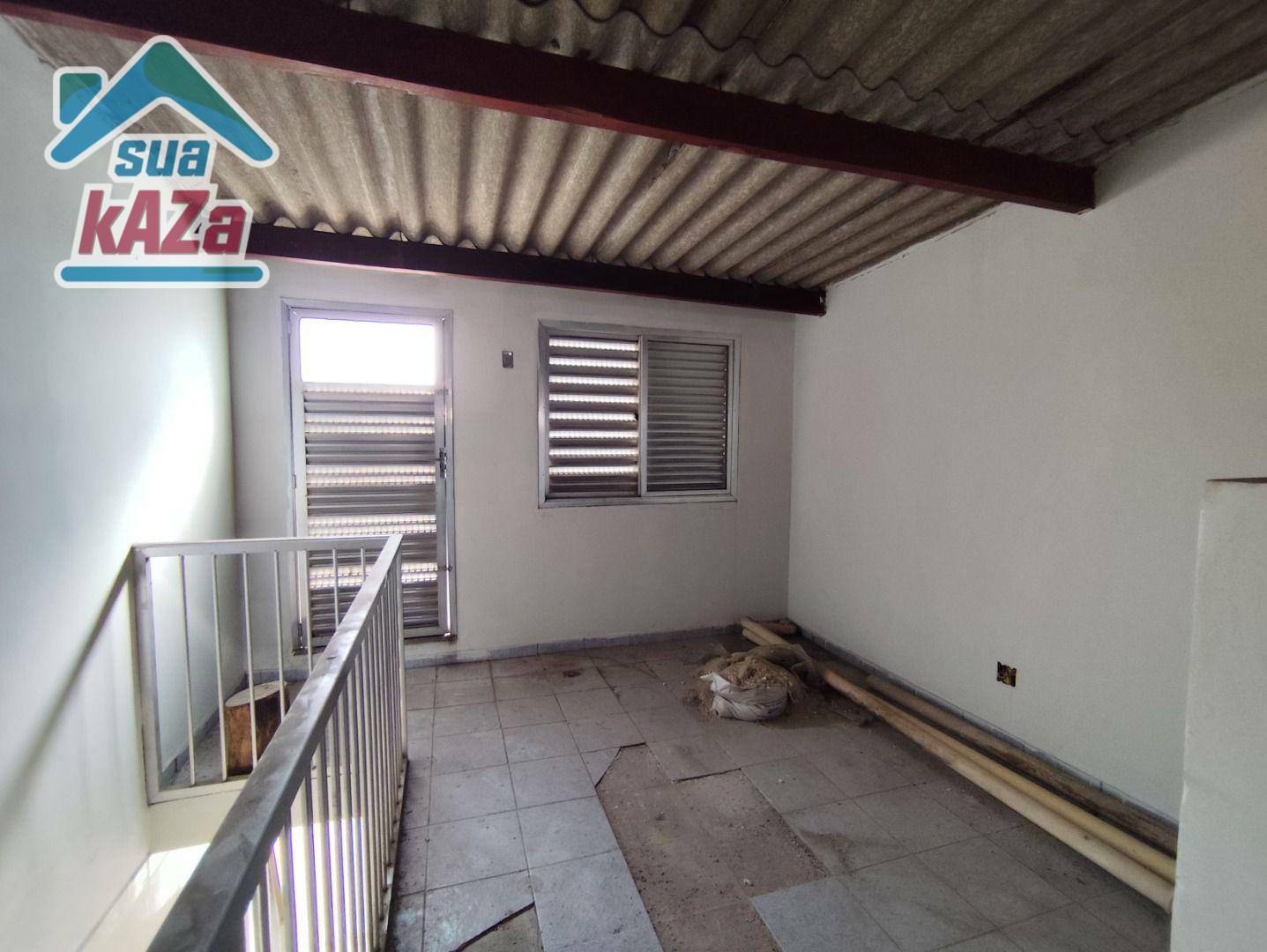 Casa à venda com 6 quartos, 230m² - Foto 32