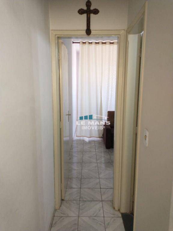 Apartamento à venda com 1 quarto, 36m² - Foto 6