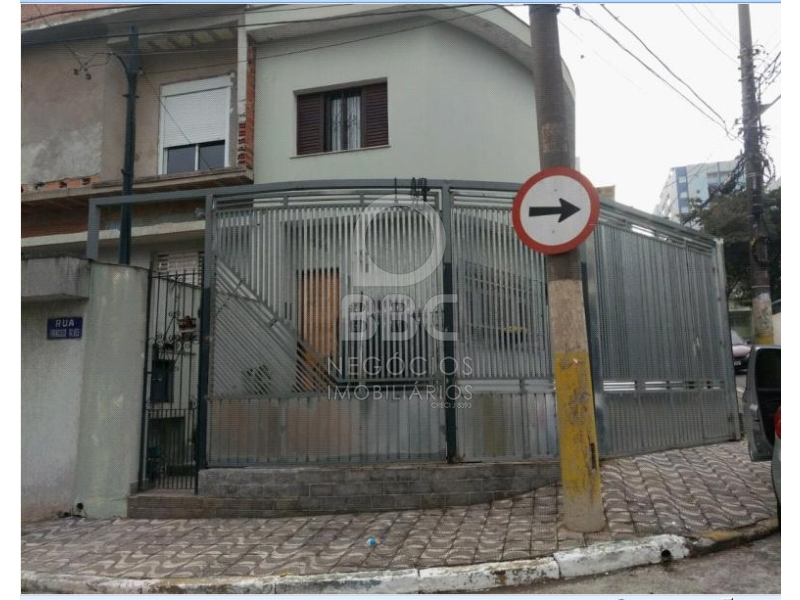 Sobrado à venda com 3 quartos, 201m² - Foto 1