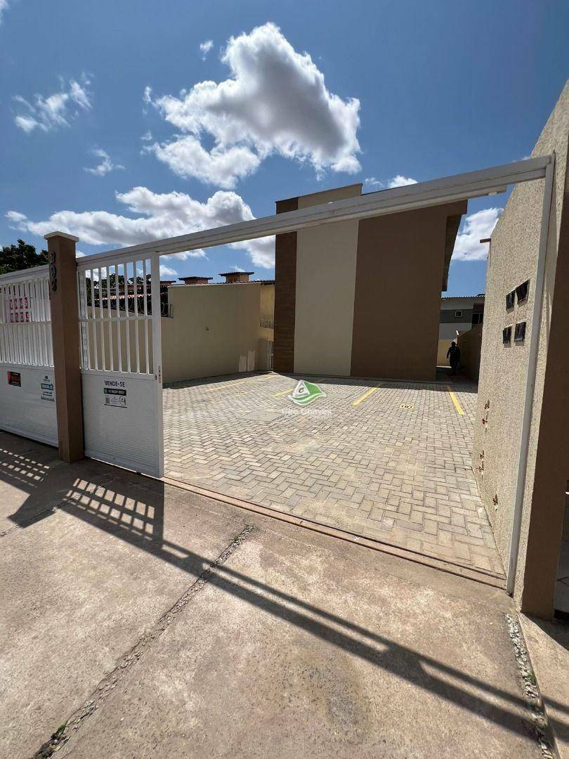 Apartamento à venda com 2 quartos, 50m² - Foto 2