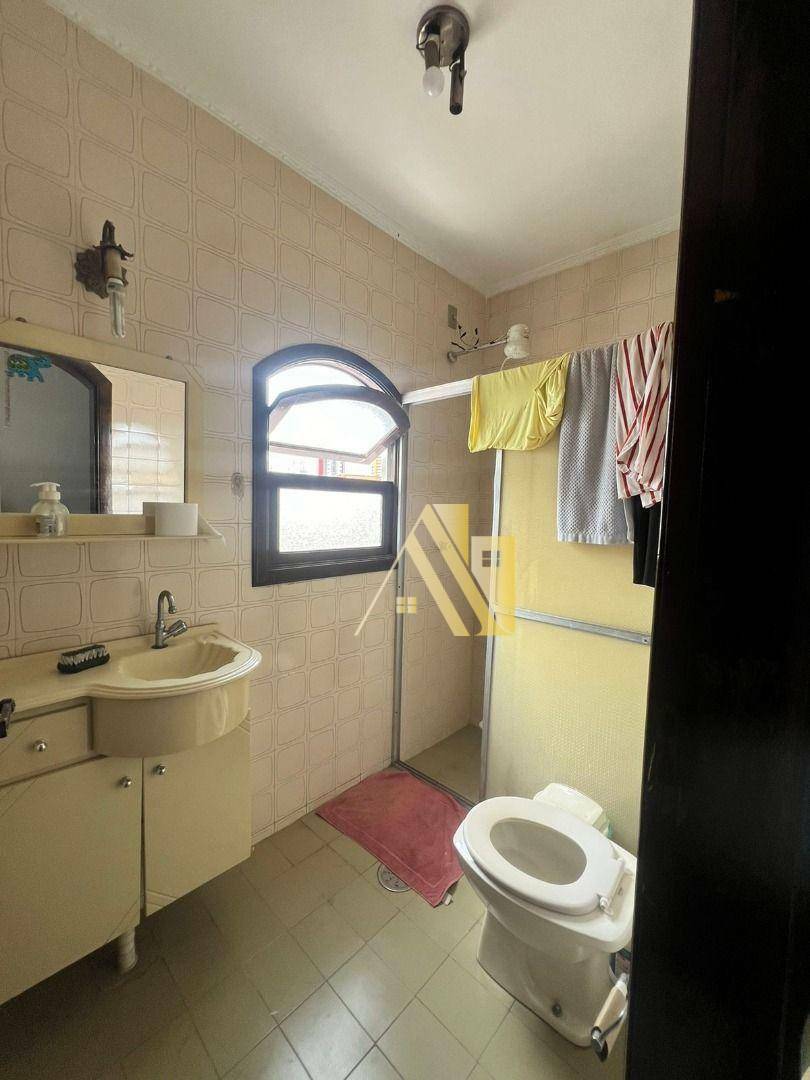 Casa à venda com 3 quartos, 235m² - Foto 26