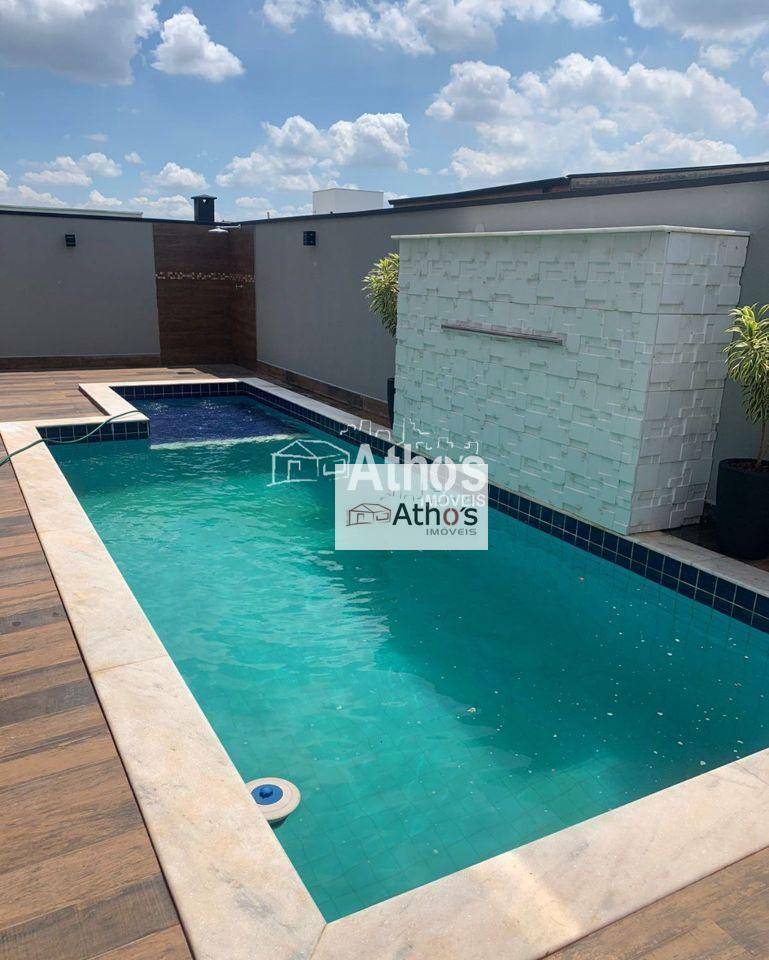 Sobrado à venda com 3 quartos, 330m² - Foto 1