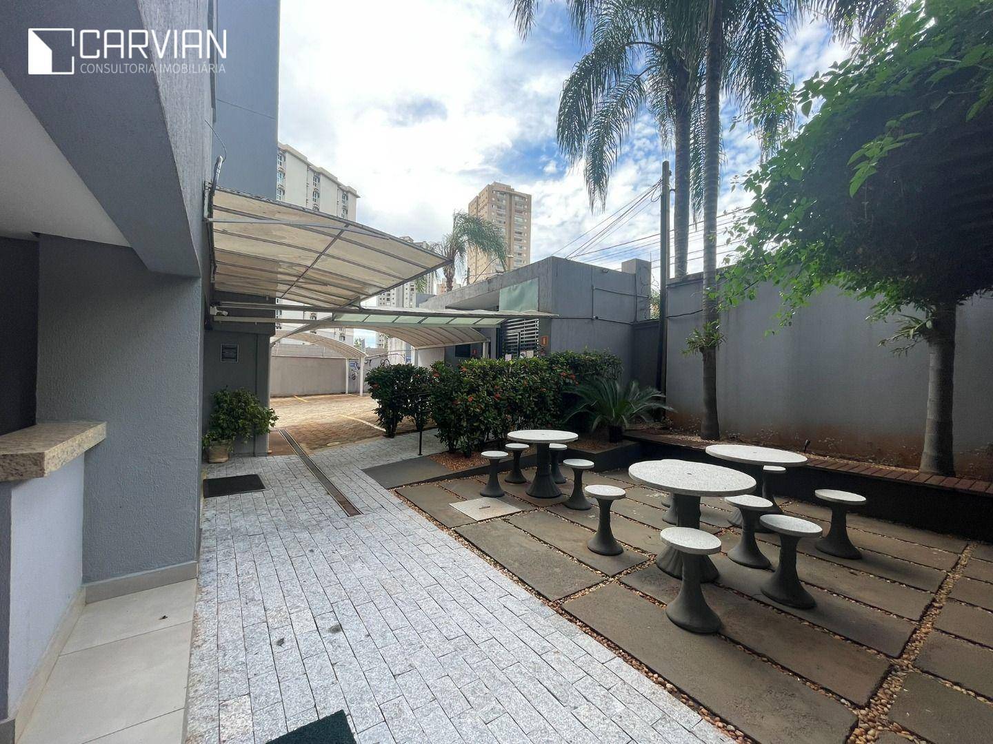 Apartamento para alugar com 2 quartos, 70m² - Foto 49