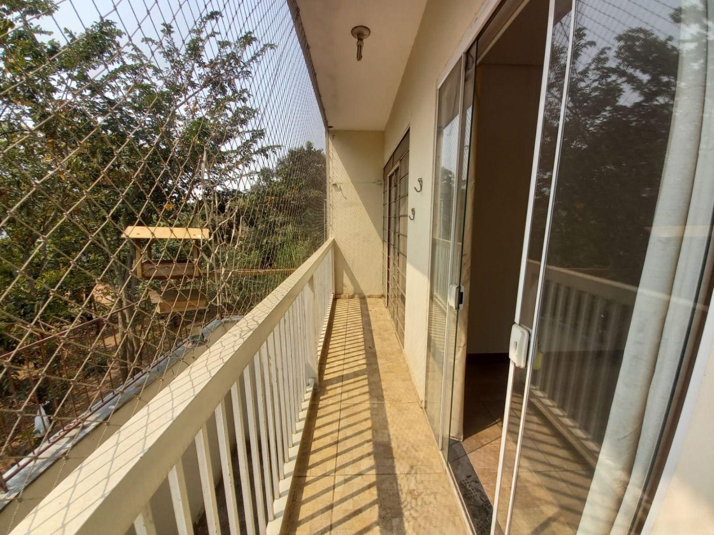 Sobrado à venda com 3 quartos, 200m² - Foto 12