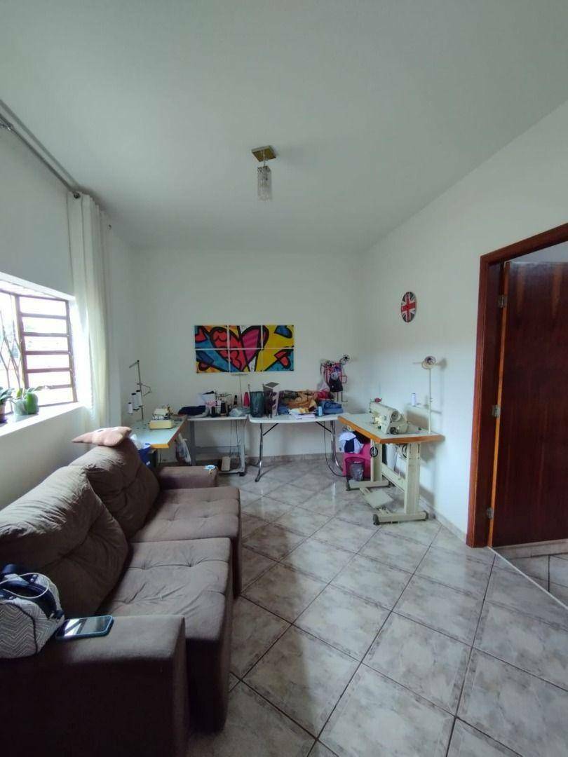 Casa à venda com 3 quartos, 91m² - Foto 12