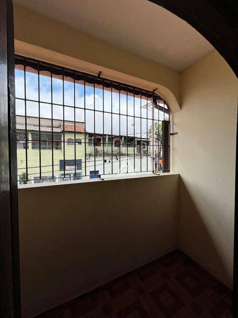 Sobrado à venda com 4 quartos, 182m² - Foto 68