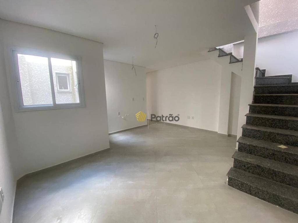 Cobertura à venda com 2 quartos, 100m² - Foto 1