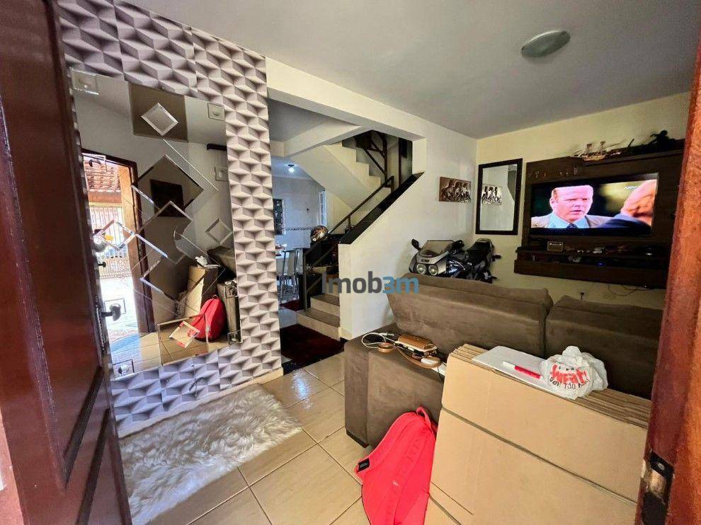Sobrado para alugar com 3 quartos, 240m² - Foto 4